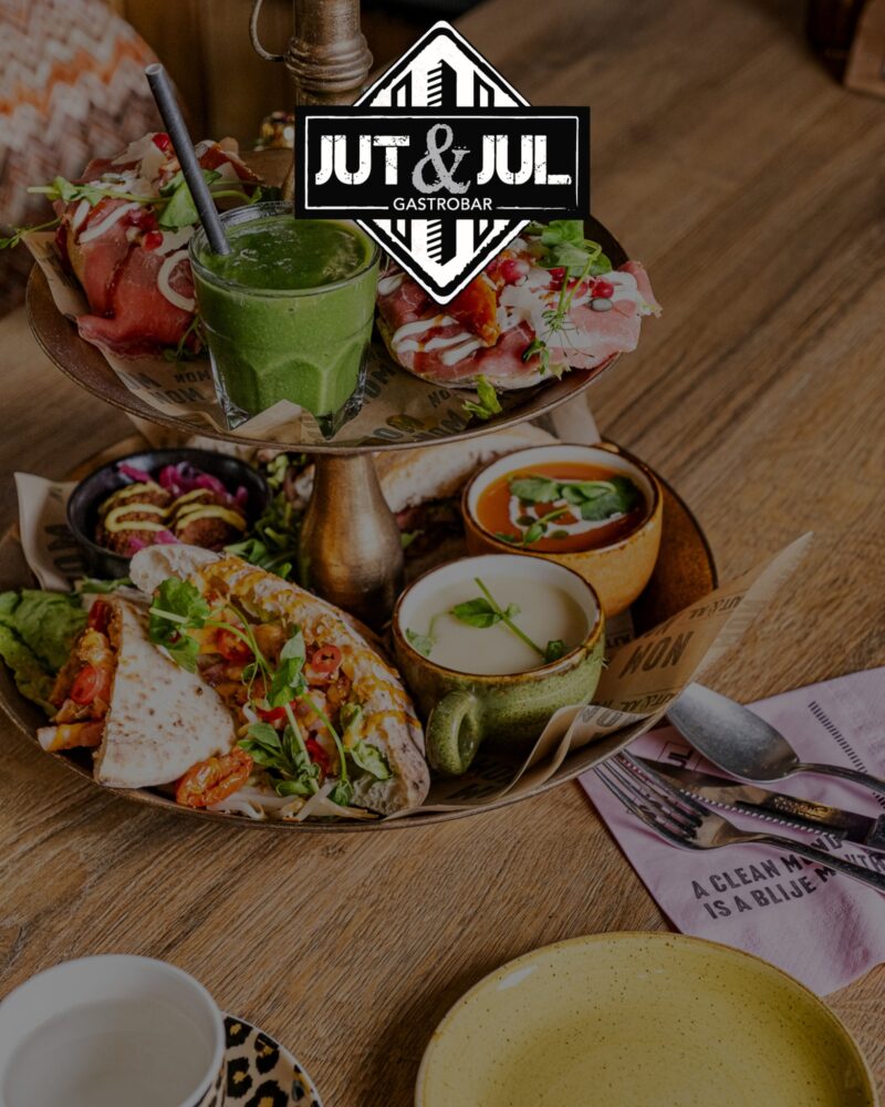 𝐇𝐢𝐠𝐡 𝐓𝐞𝐚 𝐭𝐢𝐦𝐞! ✨ Onbeperkt genieten van een breed assortiment...