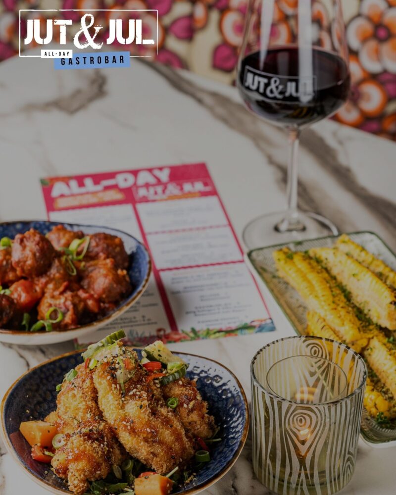 Any weekend plans?! Wij weten het wel 😉 Kom je...